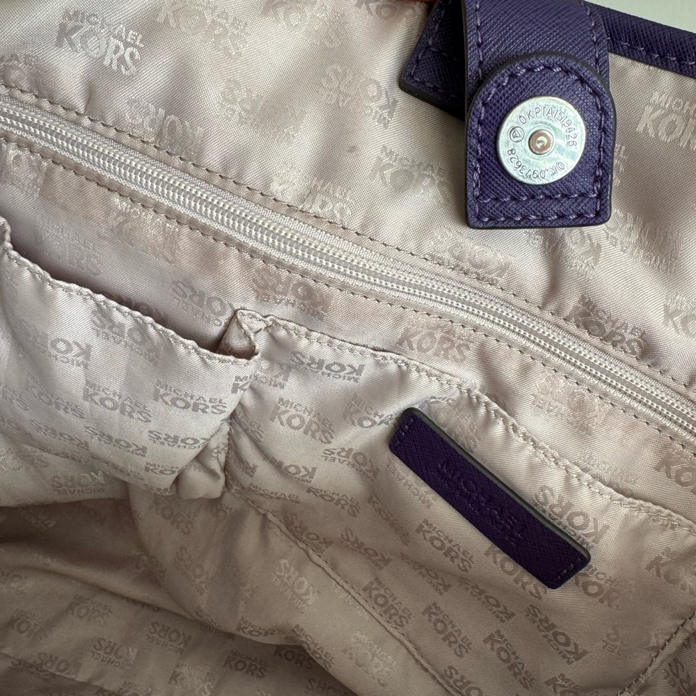Michael Kors Purple Tote Bag - Picture 10 of 16